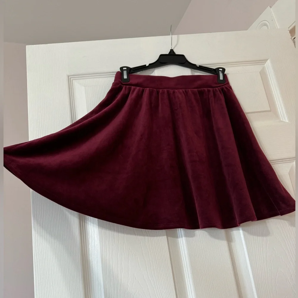Hippie Rose Velvet Mini Skirt. Size S. - Picture 2 of 3